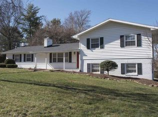 1207 Woodcrest Cir, Harrisonburg, VA 22801