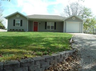 612 Craig St, Reeds Spring, MO 65737