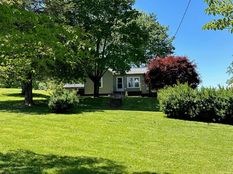 527 Rockyford St, NC 28655 Zillow