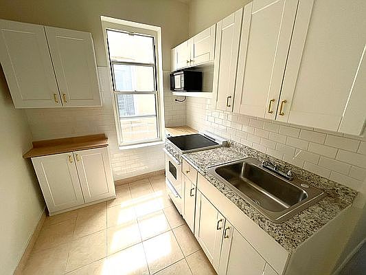 1st image of 23-66 26th St #2