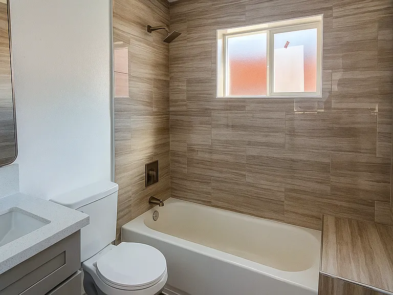 1120 Bahia Ct #D — Photo 7