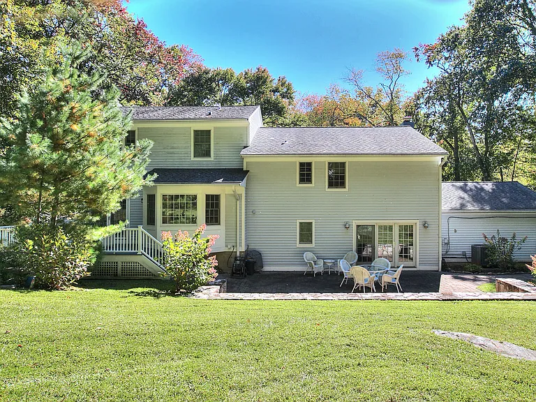 20 Joann Cir — Photo 24