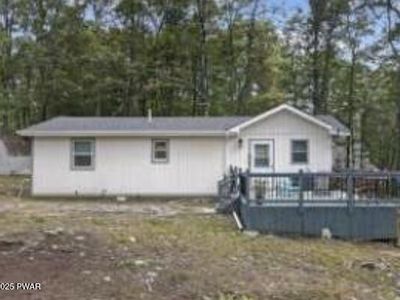 104 Schoonover Ct, Bushkill, PA, 18324