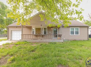4320 SW Holly Ln, Topeka, KS 66604