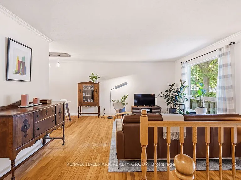 409 Montfort St #4 — Photo 6