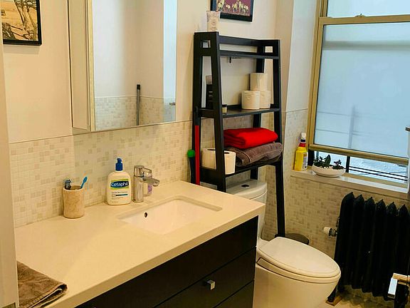 5th image of 31 Union Sq W APT 5E