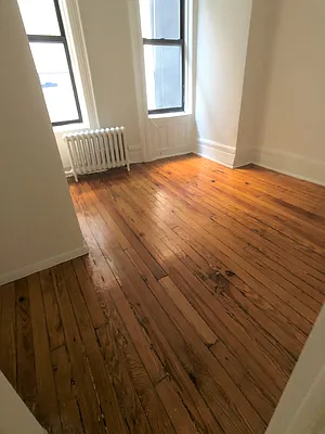 Rented by City Connections Realty | media 19