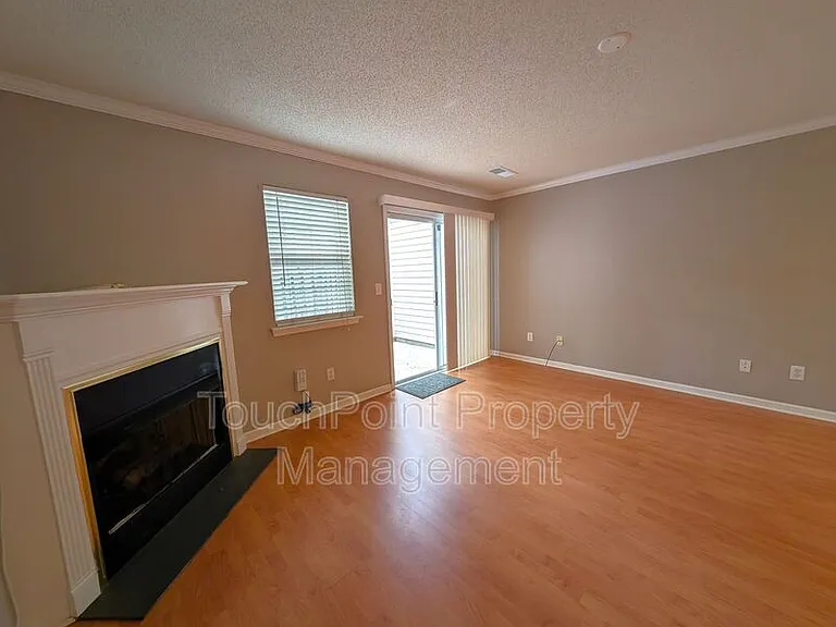 13612 Meade Glen Ct — Photo 8