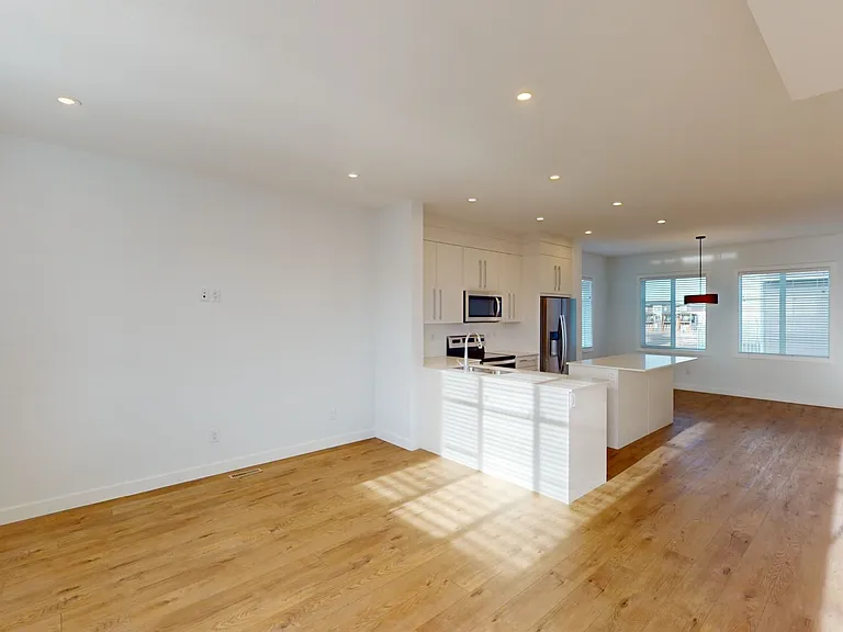 669 Savanna Blvd NE #402 — Photo 2