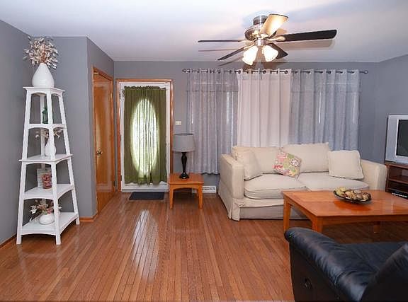 2nd image of 10320 S Avenue O