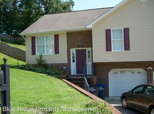 1037 Carrington Ct, Kingsport, TN 37660