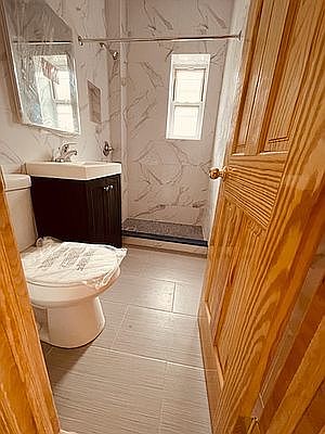 5th image of 1125 70th St Floor 2