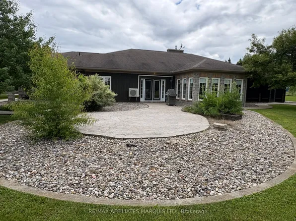 16401 County Road 2, South Stormont, ON K0C 1P0
