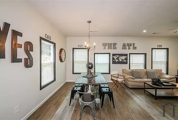 4 bed, $1,960 — Photo 4