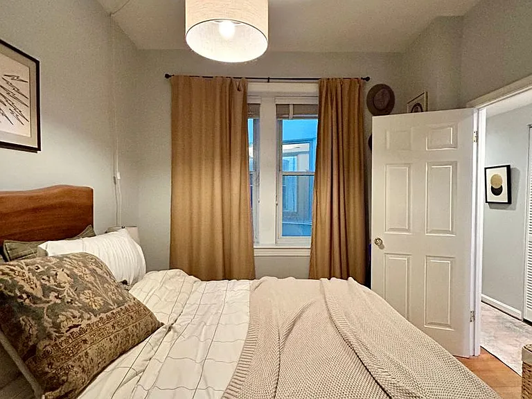 1930 New Hampshire Ave NW #26 — Photo 8