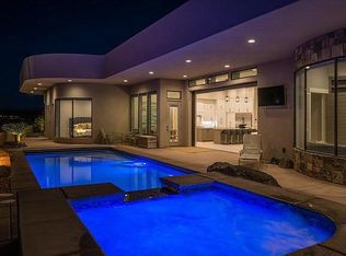 381 E Siena Dr, Washington, UT 84780