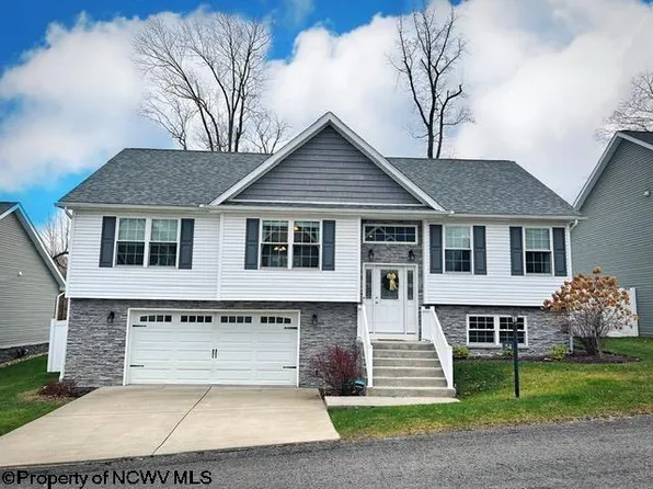 54 Dakota Ln, Morgantown, WV 26508