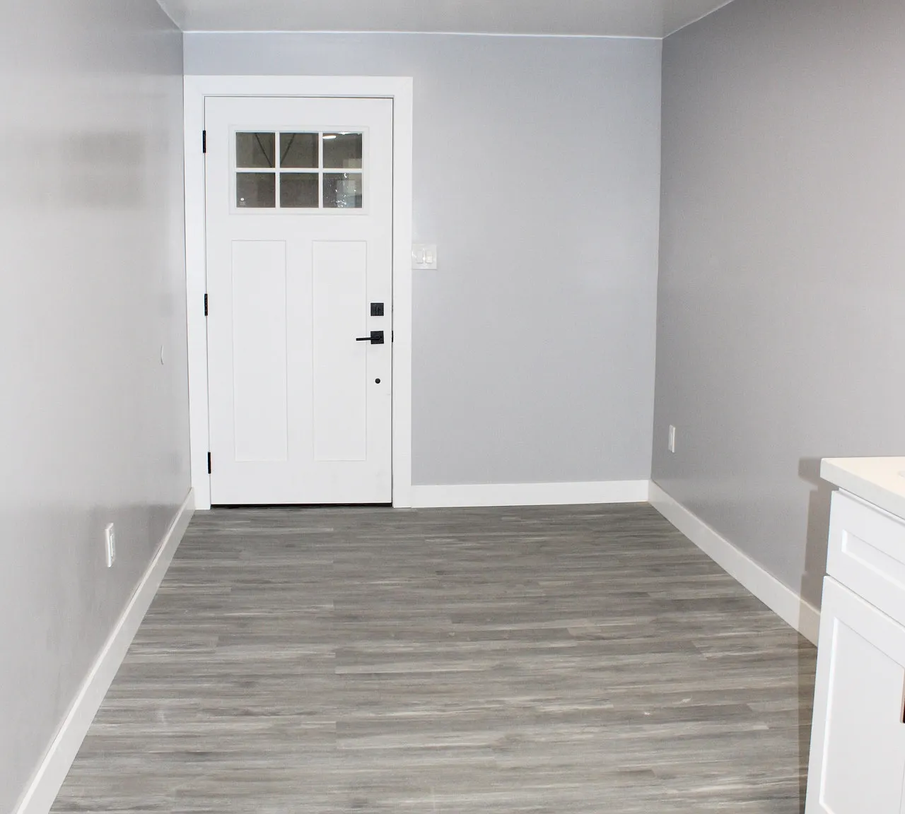 10252 Vena Ave — Photo 3