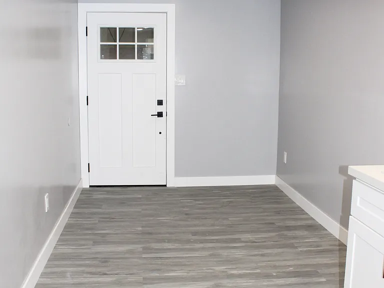 10252 Vena Ave — Photo 4