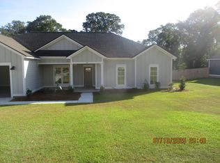 157 Buck Run Dr, Leesburg, GA 31763