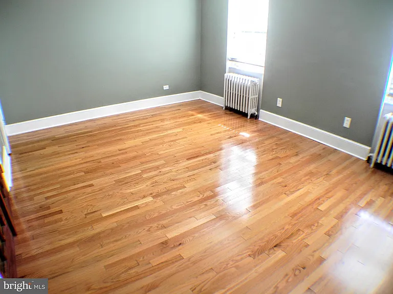 739 N 17th St #3 — Photo 12