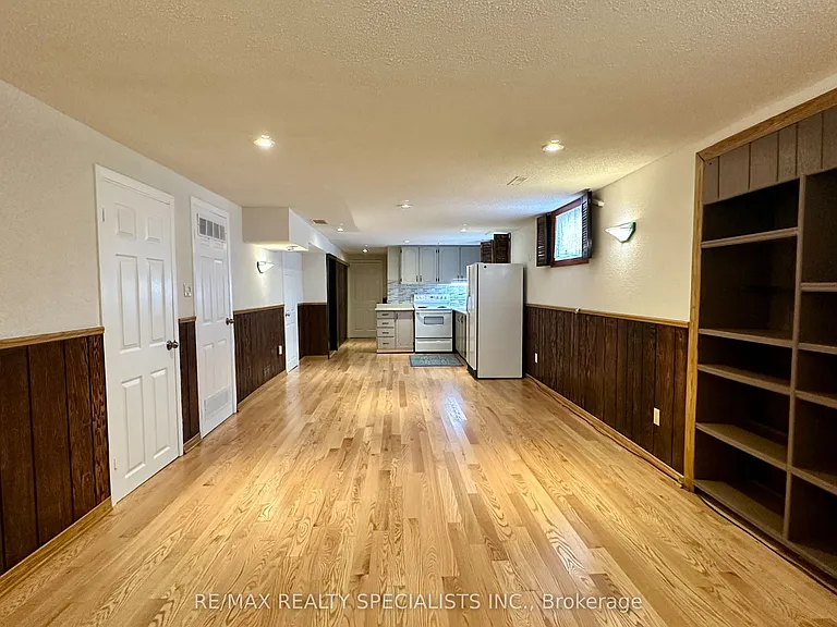 2984 Windjammer Rd — Photo 5