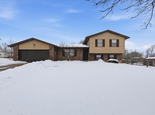 5451 Boehm Dr, Fairfield, OH 45014