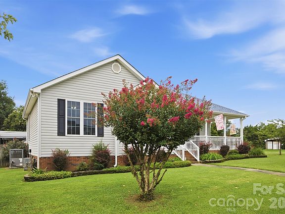4th image of 400 Brookhollow Dr