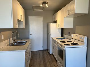 4813 54th St #14, Olds, AB T4H1G4
