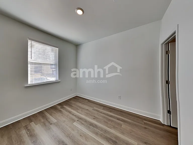 1448 Aquamarine Dr — Photo 11