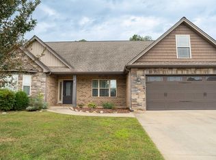 215 Longmont Dr, Boiling Springs, SC 29316