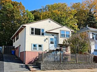395 Revere St, Winthrop, MA 02152