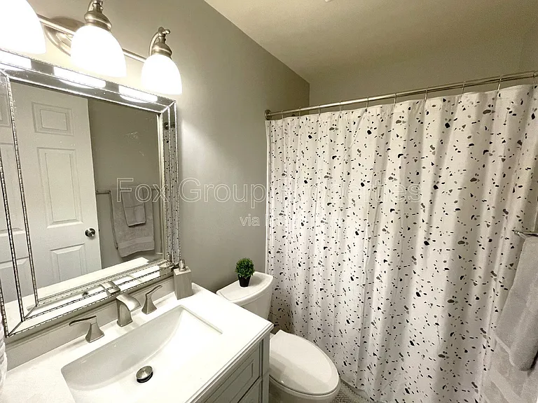 19831 Henderson Rd #A — Photo 12