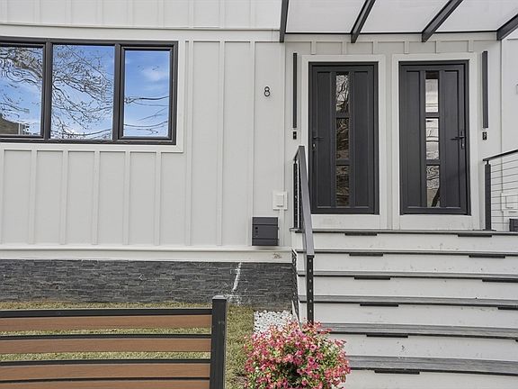 3rd image of 10 Purvis St #10