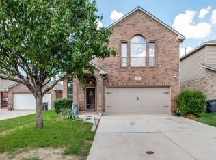 5017 Britton Ridge Ln, Fort Worth, TX 76179