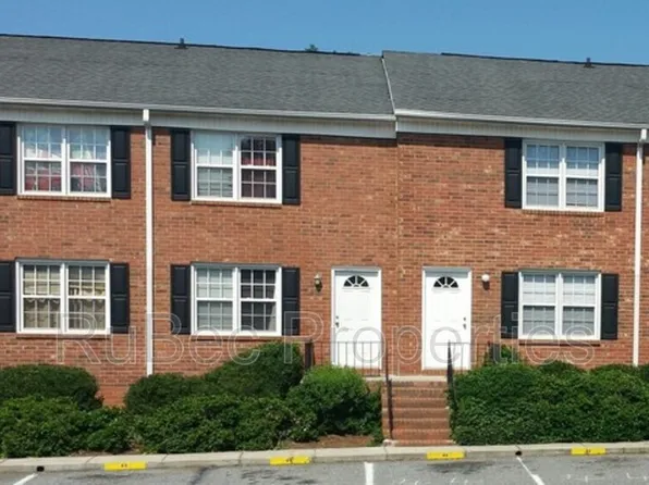 913 Nottingham Dr APT 33, Gastonia, NC 28054
