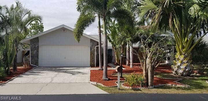 1st image of 9942 Vanillaleaf St