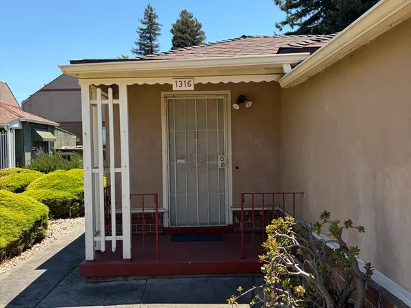 1316 135th Ave #1316, San Leandro, CA 94578