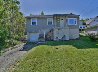 817 Moltke Ave, Scranton, PA 18505