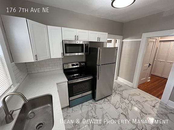 4th image of 176 7th Ave NE