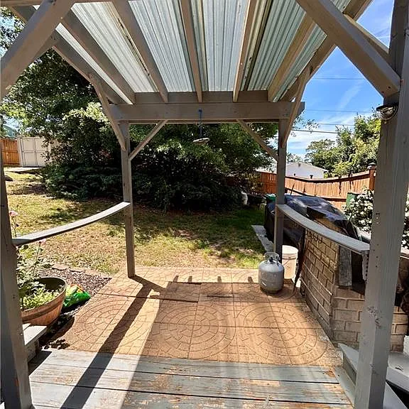 2134 Atkinson Ln — Photo 23