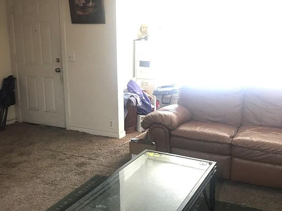 4th image of 4869 W Mississippi Ave
