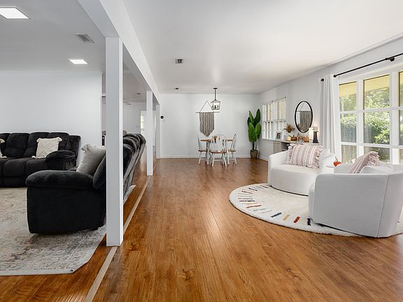 4th image of 1733 Ingleside Ave