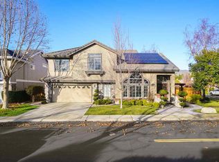 401 Triomphe Ct, Danville, CA 94506