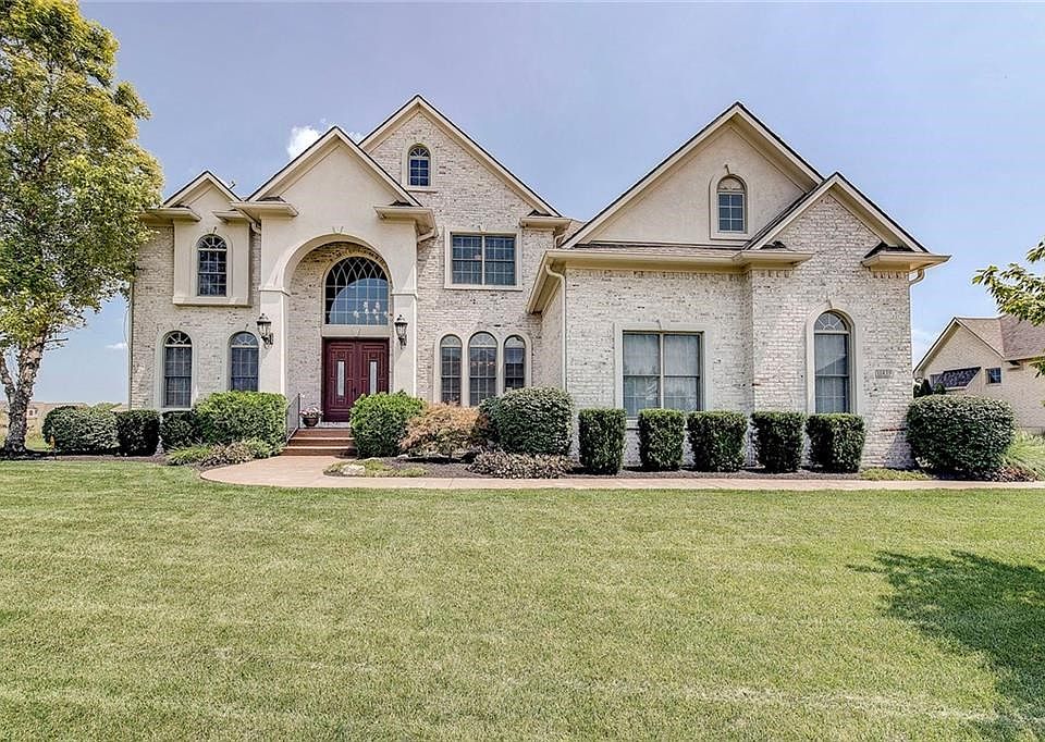 1st image of 11439 Golden Bear Way