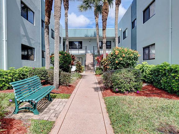 2nd image of 15072 Ashland Pl APT 133