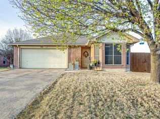 700 Mackenzi Dr, Royse City, TX 75189