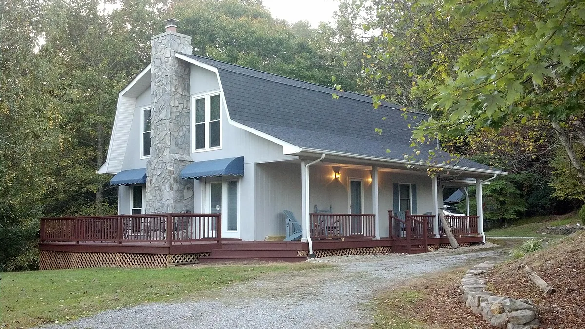Building Photo - 270 Francis Rd