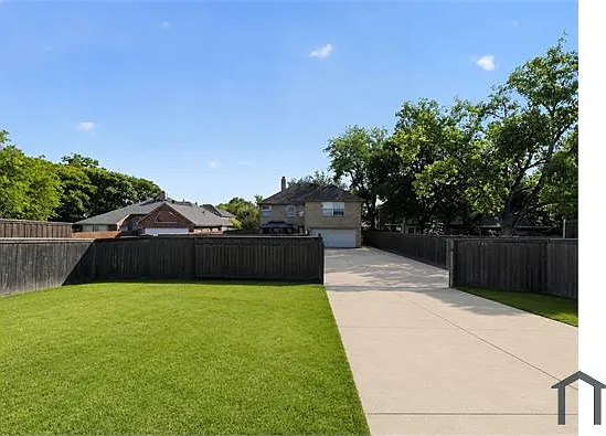 2313 Valley Falls Ave — Photo 44