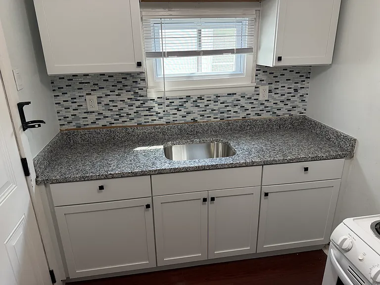 5 Dawson Ct — Photo 1